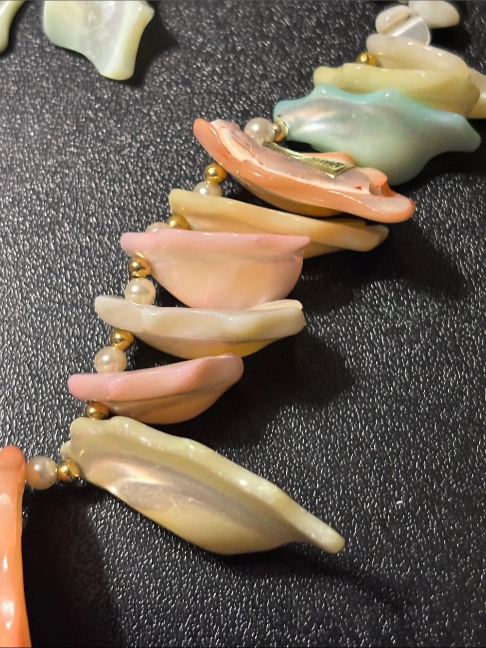 Pastel‎ Shell Drop Necklace and Earrings Cream and Multicolor MOP Chip Necklace